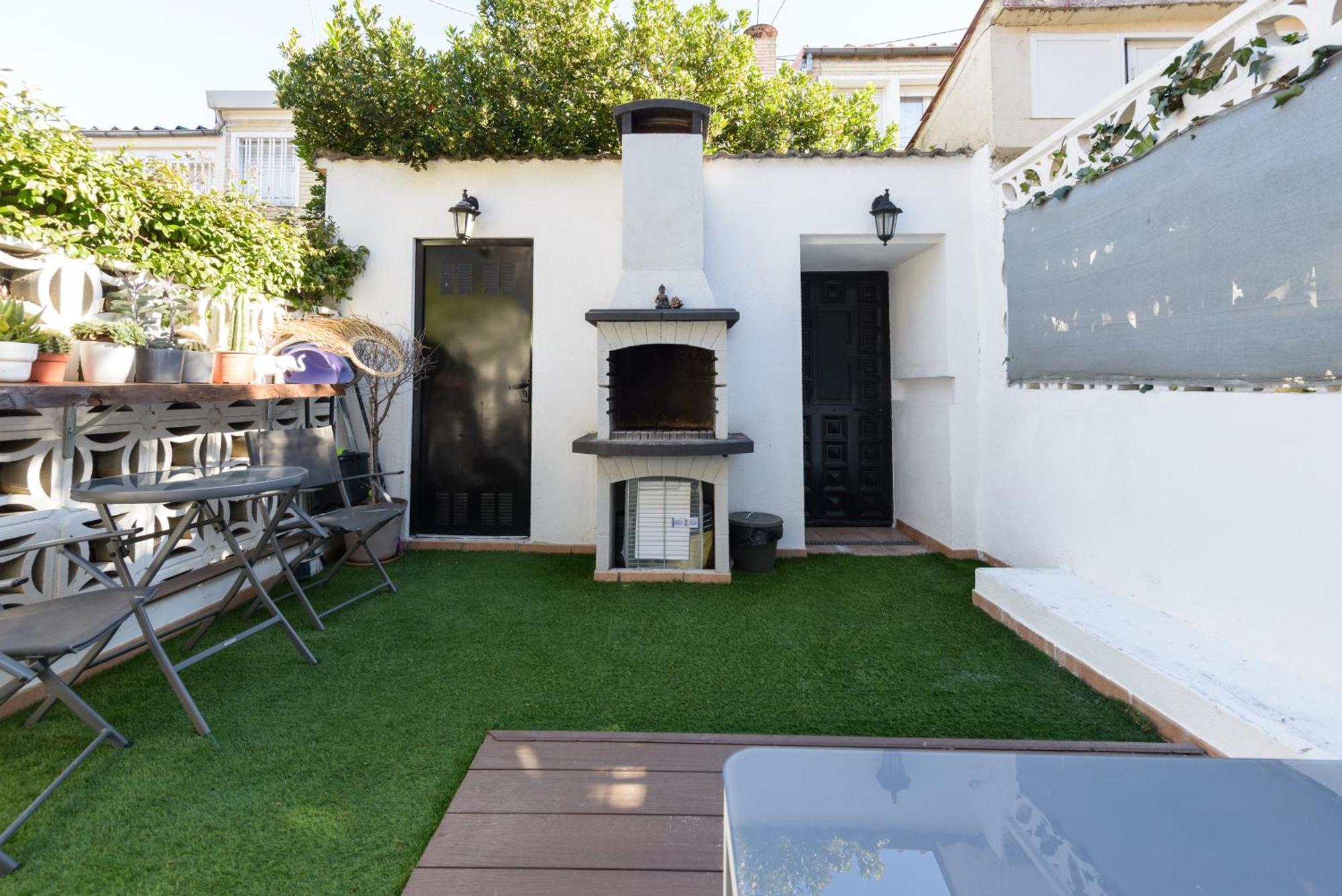 Sabadell Calle, Casa Familiar De 3 Dormitorios Con Terraza Junto Metro Fuencarral Madrid Buitenkant foto